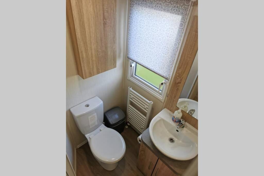 8 Sleep Chalet At Newquay Away Resorts Nb160 Bagian luar foto